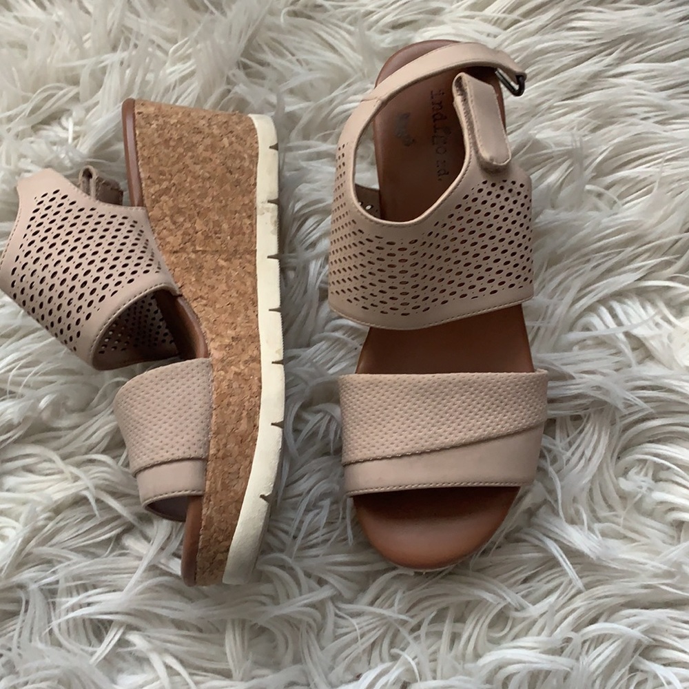 Platform shoes - Picture 2 of 4